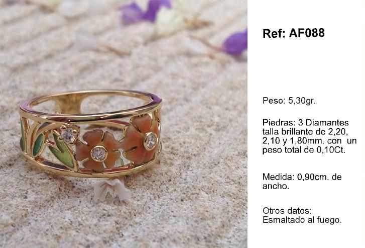 anillo con varios flores